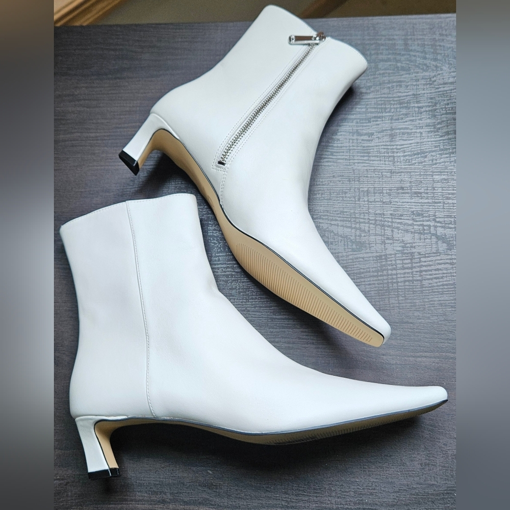 Michael Kors White Heeled Boots